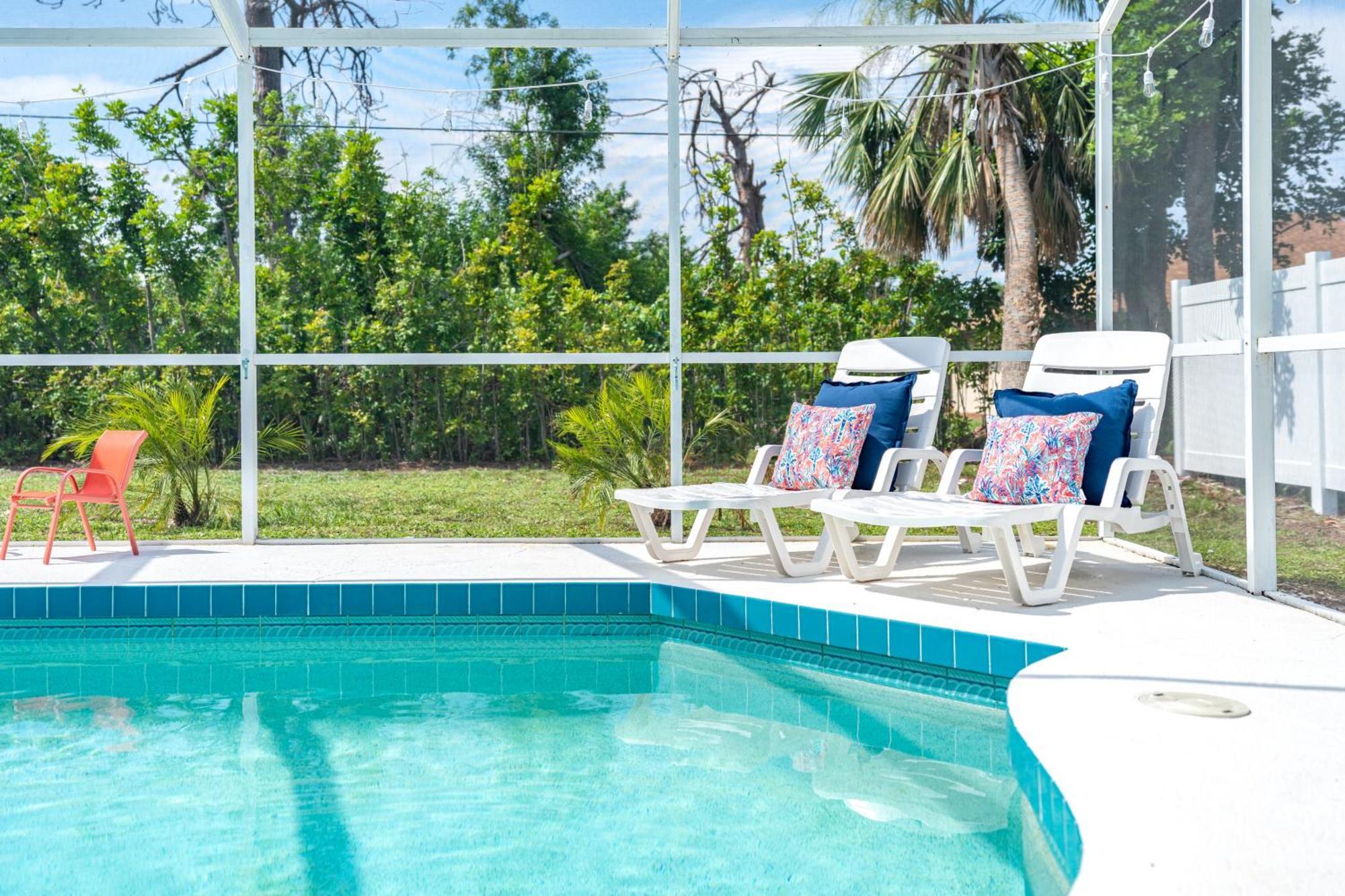 Beautiful Spacious Home! Close To Beaches - Heated Private Pool Энглвуд Экстерьер фото